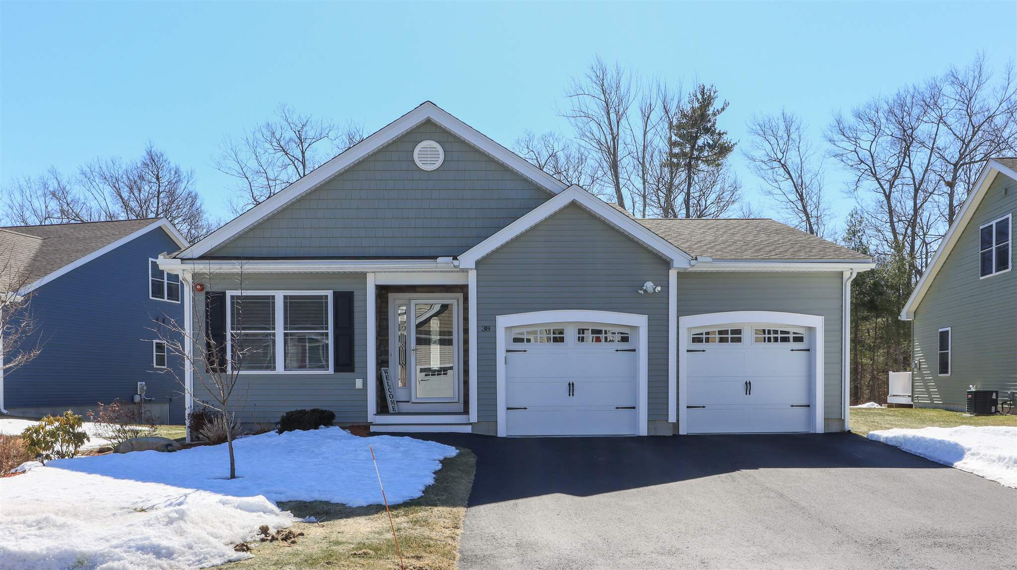 Property Photo:  38 Sagewood Drive  NH 03076 