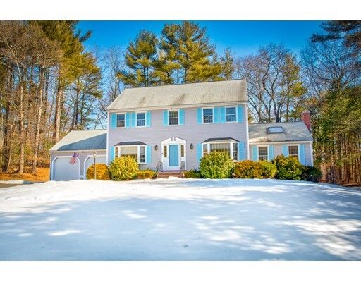 Property Photo: 5 Little Bear Hill Rd MA 01886