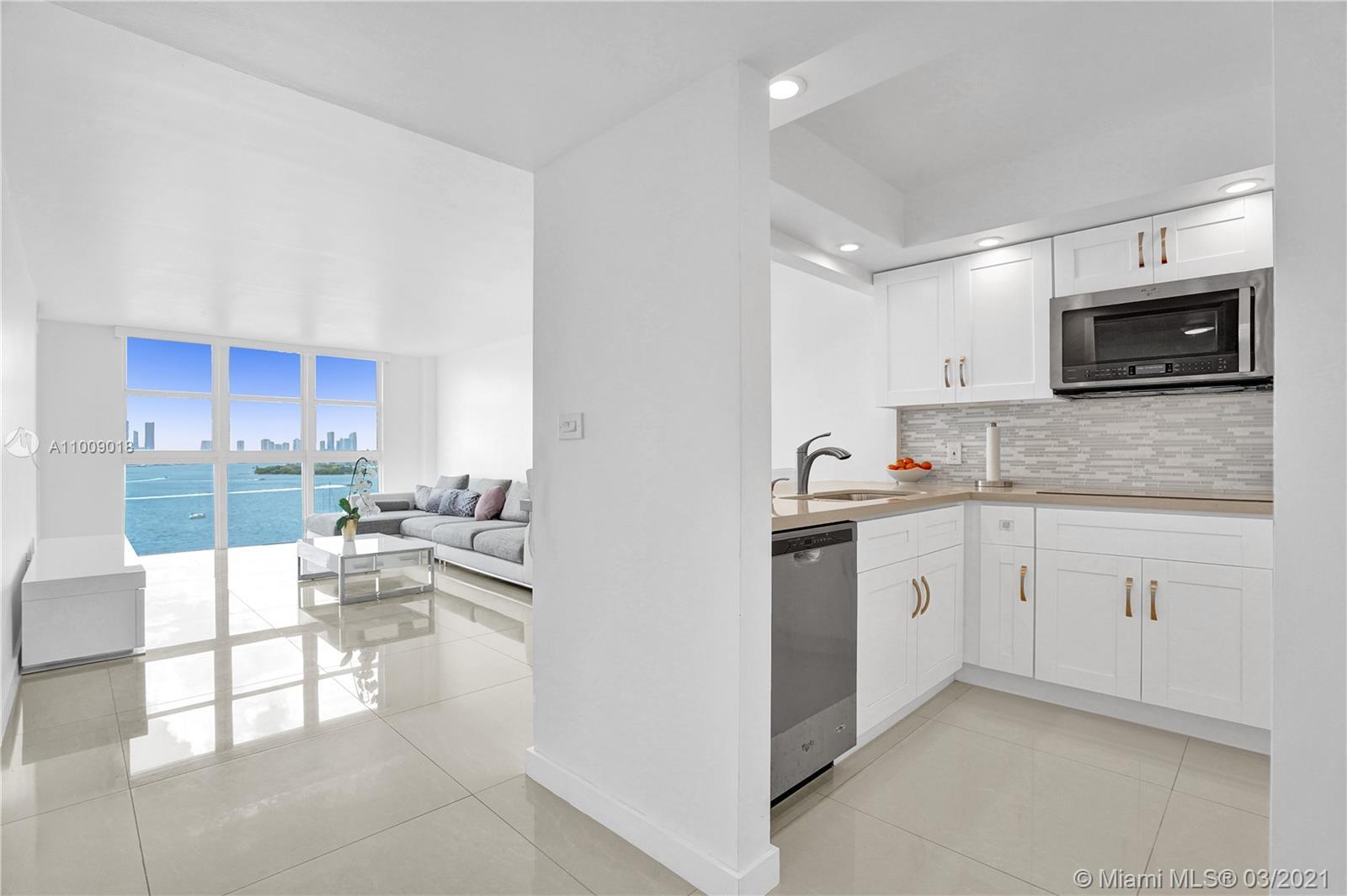 Property Photo: 1228 West Ave 901 FL 33139