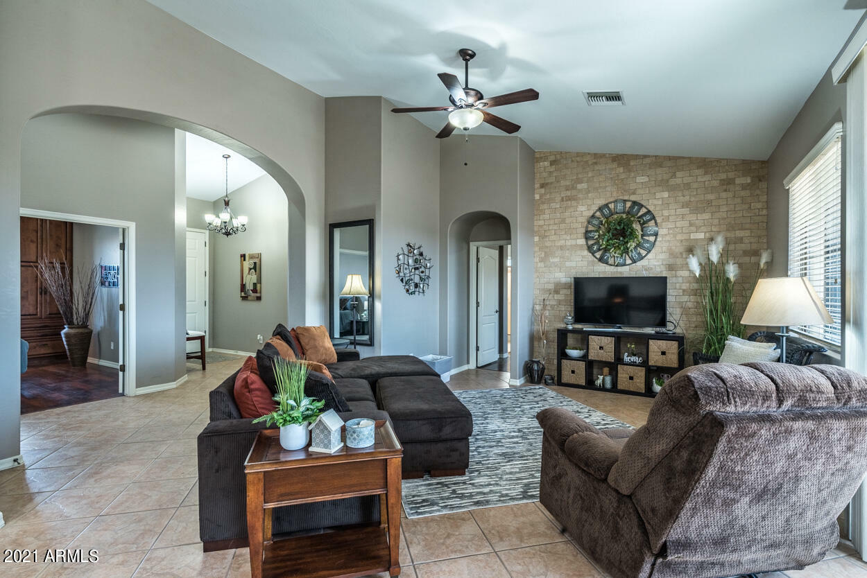 Property Photo:  2101 S Meridian Road 435  AZ 85120 