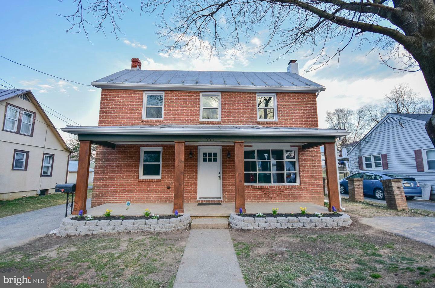 Property Photo:  998 Jefferson Avenue  WV 25414 