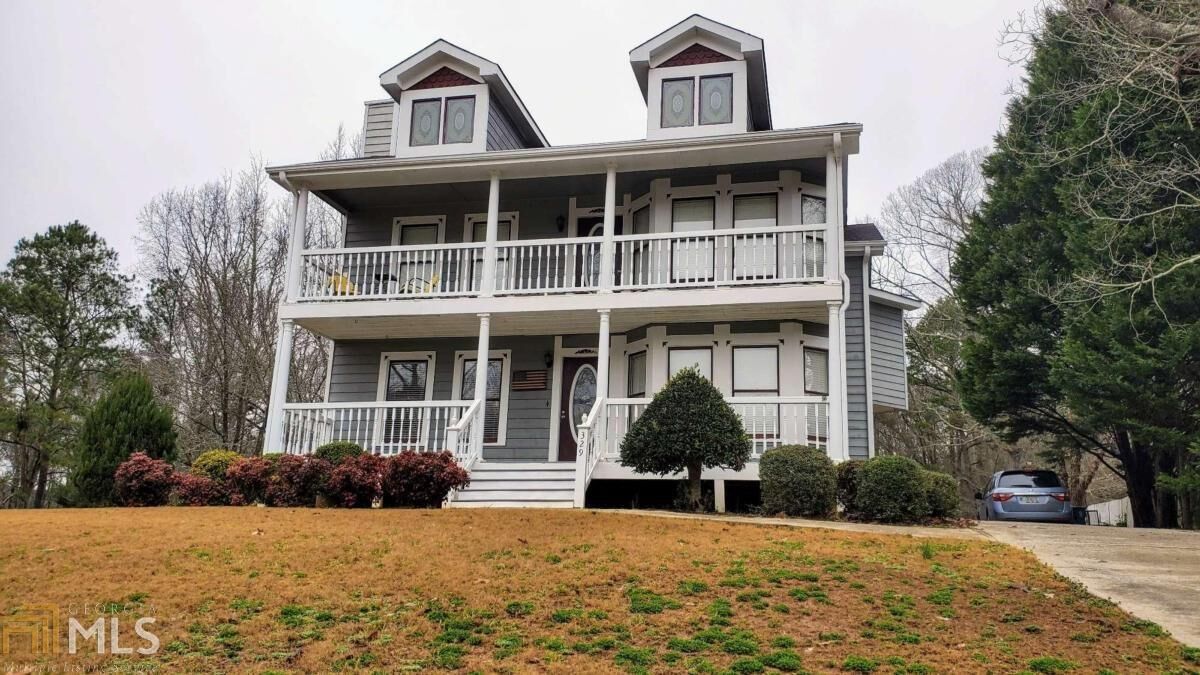 Property Photo: 329 Wyngate Rd GA 30011