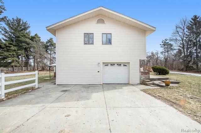Property Photo: 4842 Merwin Road MI 48446