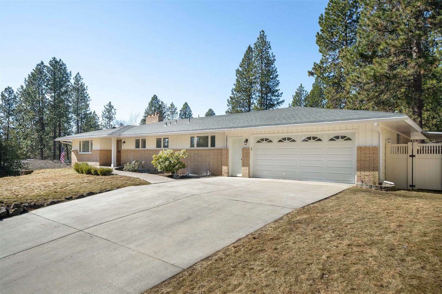 Property Photo:  2020 S Pierce Rd  WA 99206 