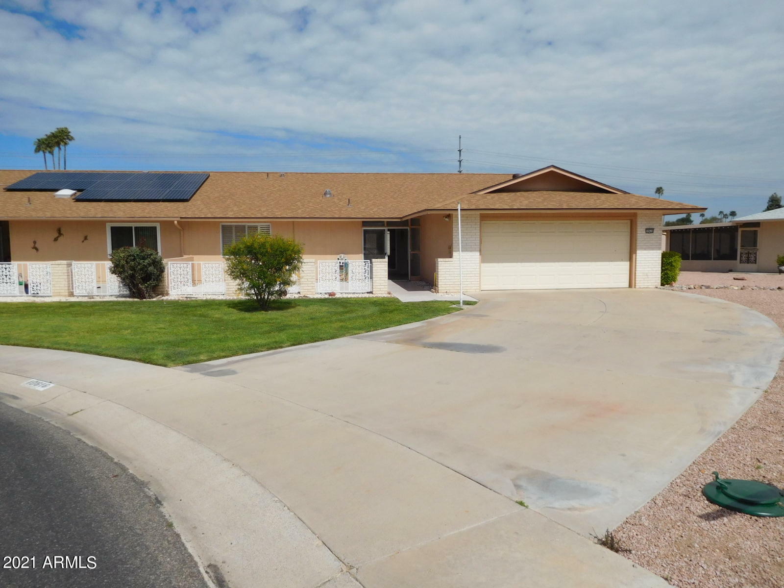 Property Photo: 10616 W Campana Drive AZ 85351