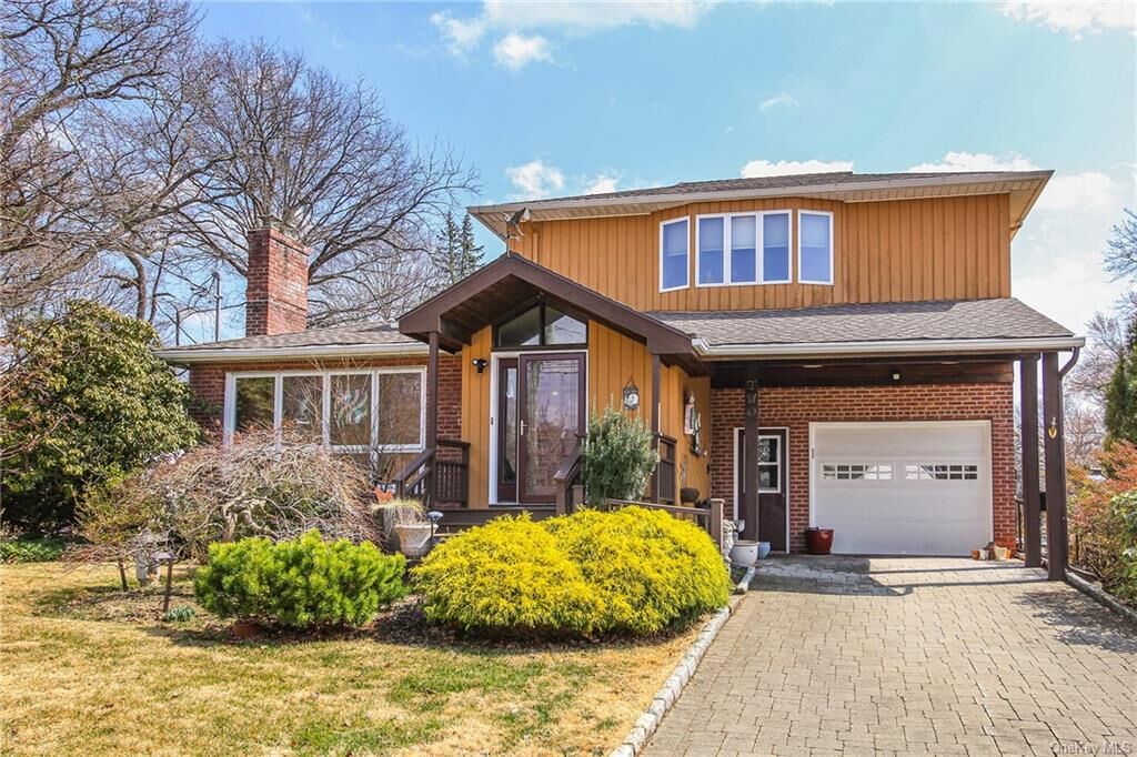 Property Photo: 2 Crystal Court NY 10548