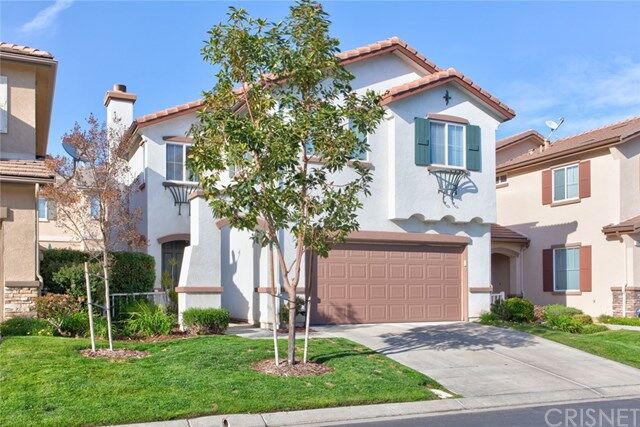 Property Photo: 24041 Joshua Drive CA 91354