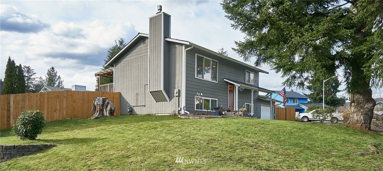 Property Photo:  225 Paradise Parkway  WA 98252