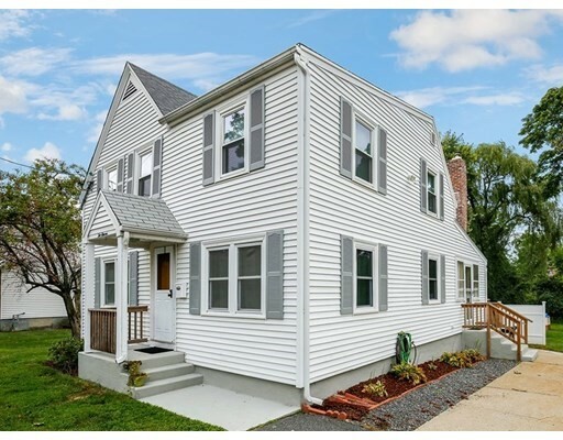 Property Photo: 211 Walnut St MA 01702