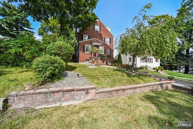 Property Photo:  94 Durrell Street  NJ 07044 