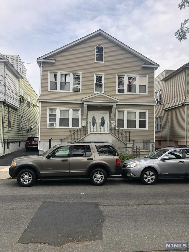 Property Photo:  413 North 12th Street  NJ 07107 