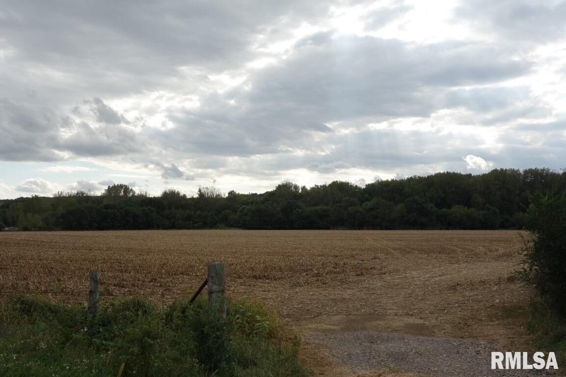 Property Photo:  3518 W Southport  IL 61604 