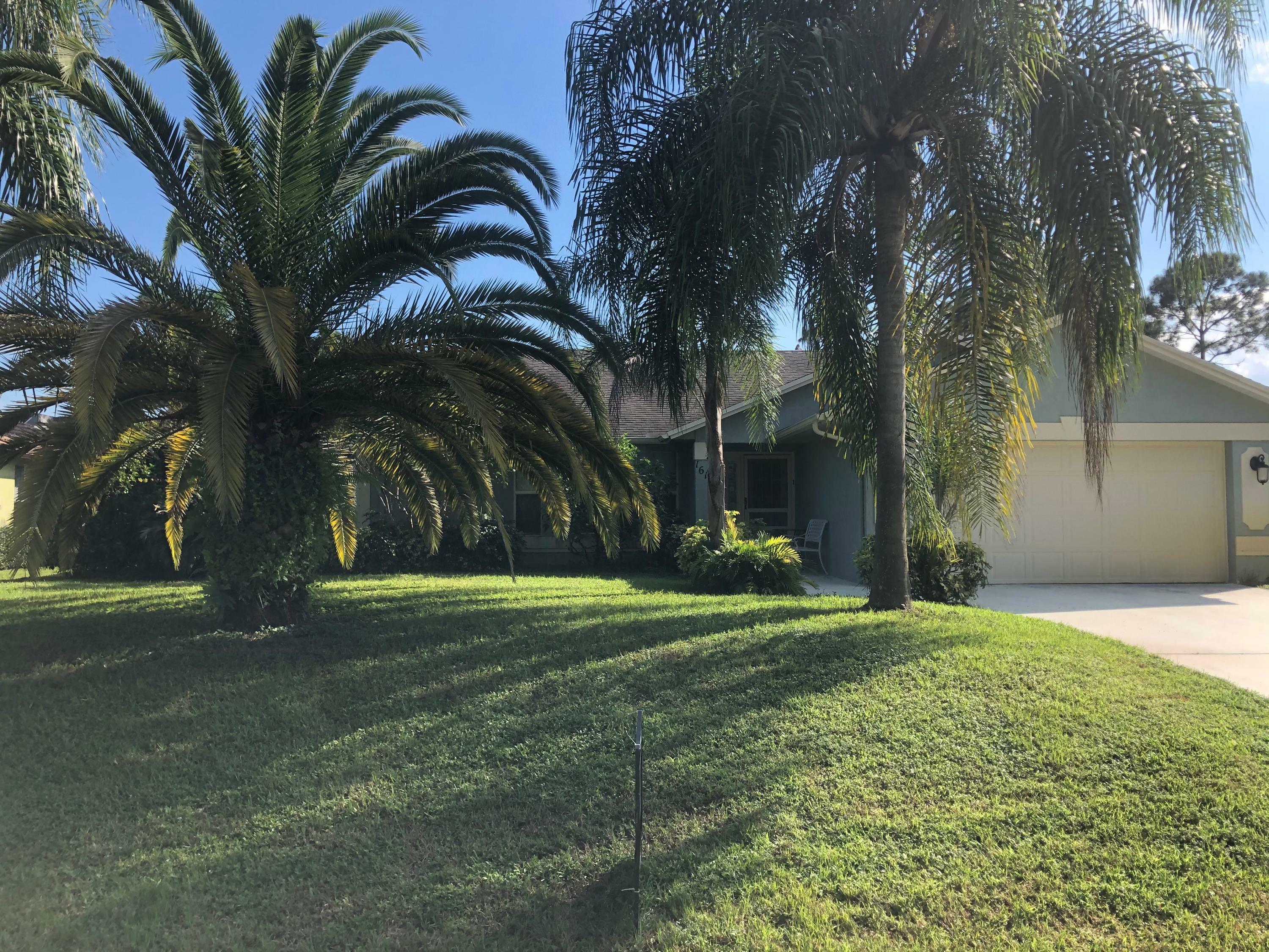 Property Photo:  1614 SW Starman Avenue  FL 34953 