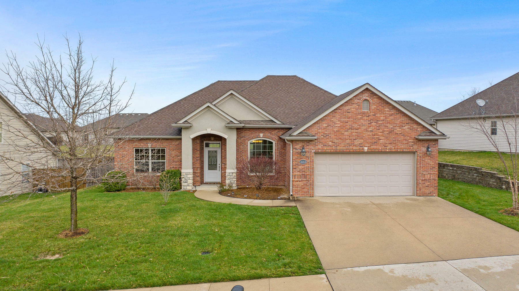 Property Photo:  3203 Crabapple Ln  MO 65203 