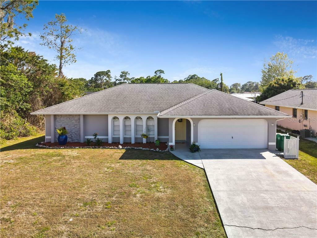 Property Photo:  23229 Fitzpatrick Avenue  FL 33980 