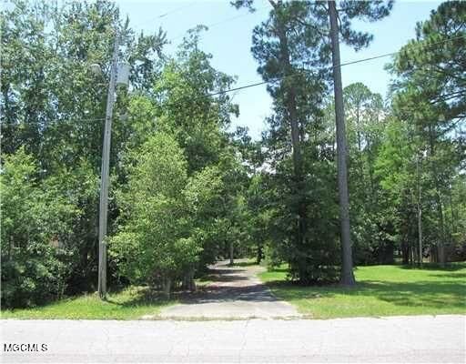 628 Bambo Street  Diamondhead MS 39525 photo