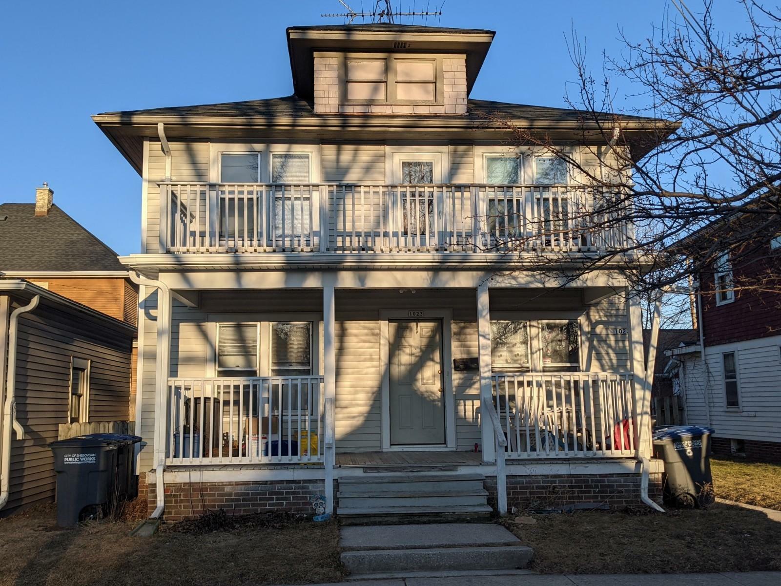 Property Photo: 1023 N 16th St WI 53081