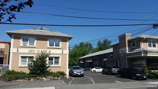 Property Photo:  295-299 Main Street 4  NJ 07644 