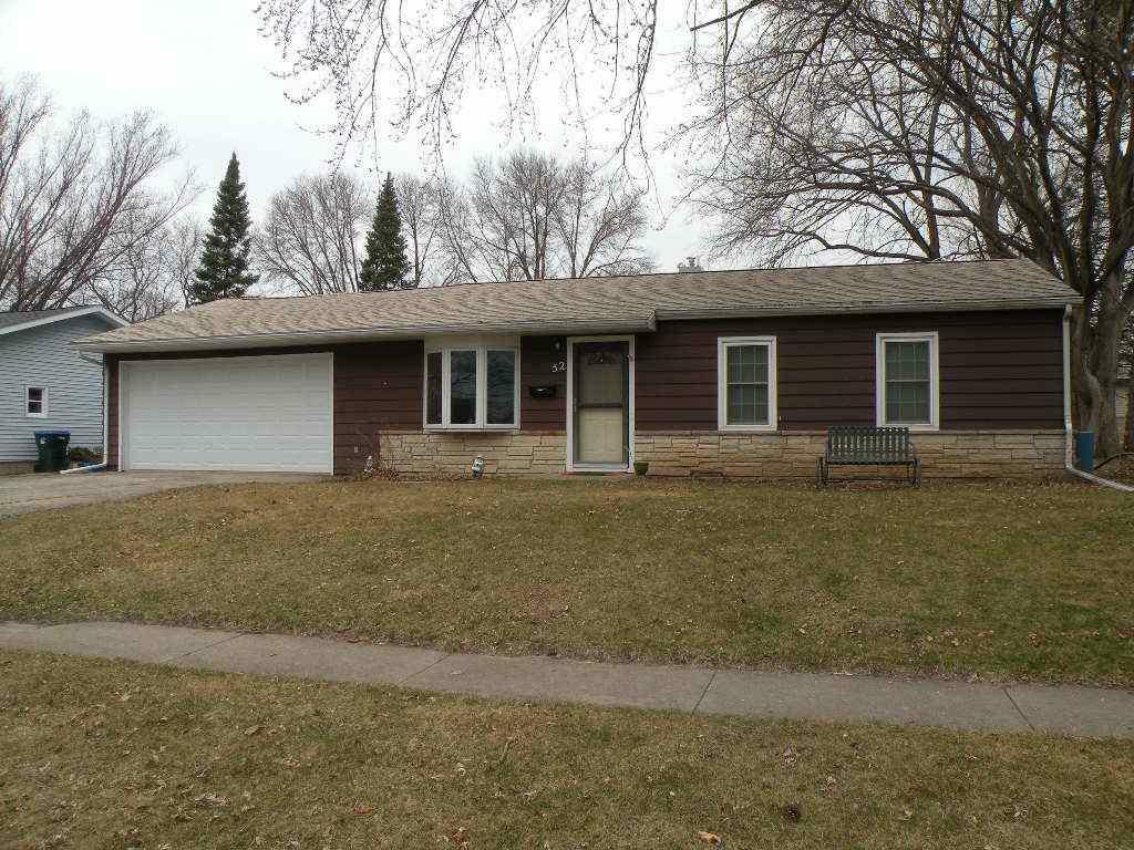 Property Photo:  52 Tabbert Ave  WI 54971 