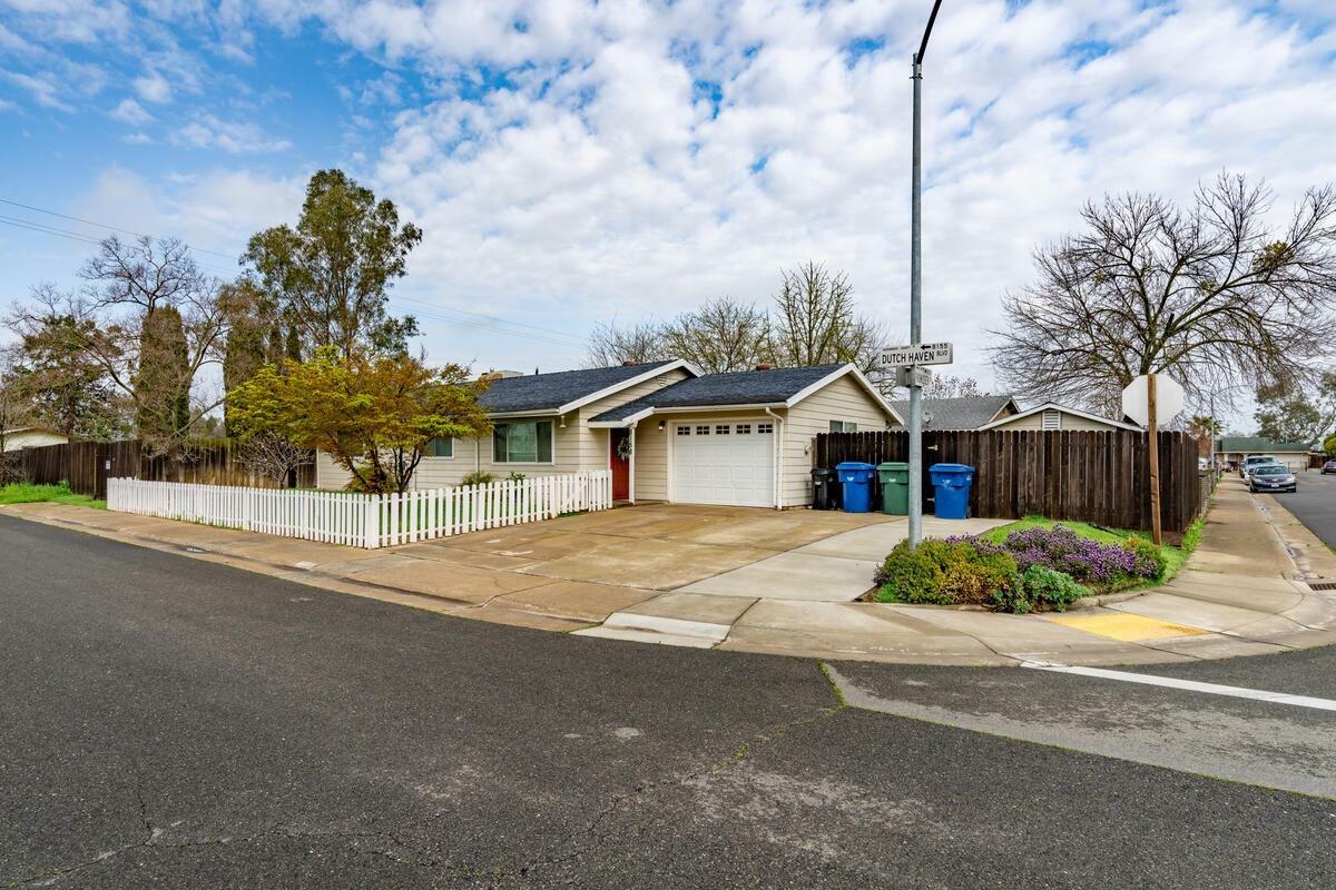 Property Photo:  8158 Dutch Haven Boulevard  CA 95626 