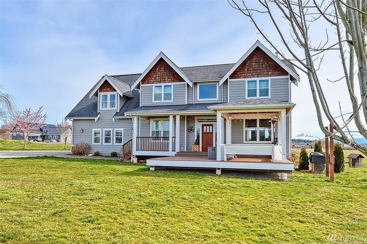 Property Photo:  3257 Outlook Lane  WA 98248 