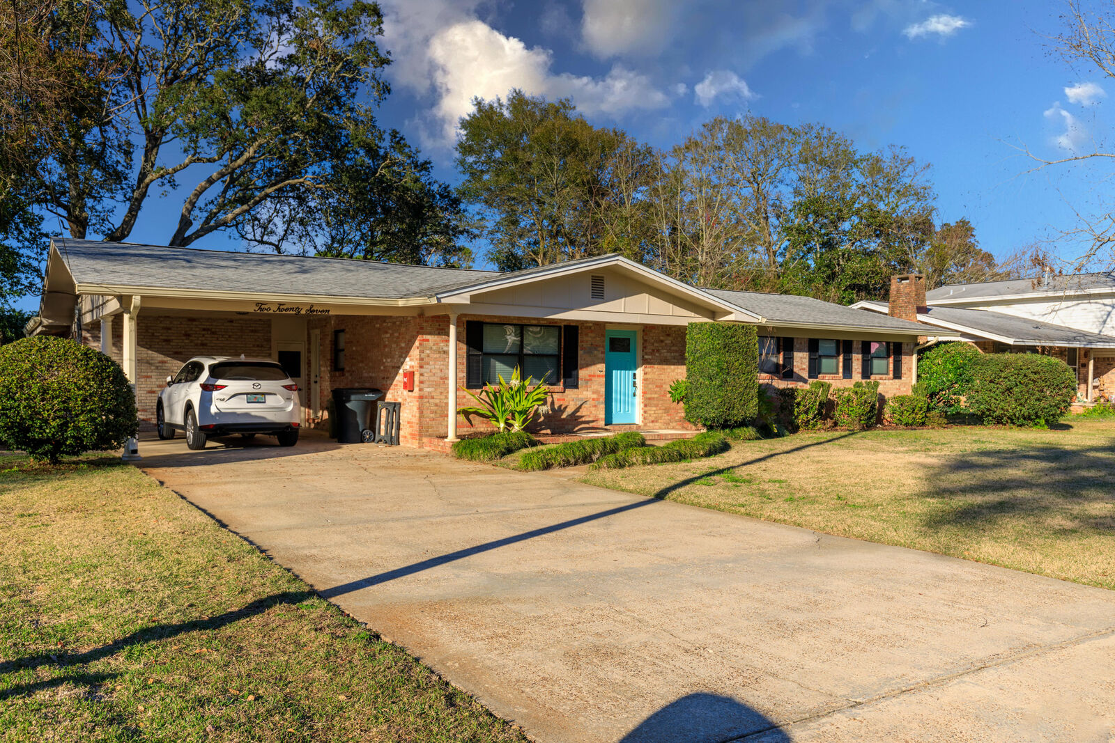 Property Photo: 227 NW Sotir Street FL 32548