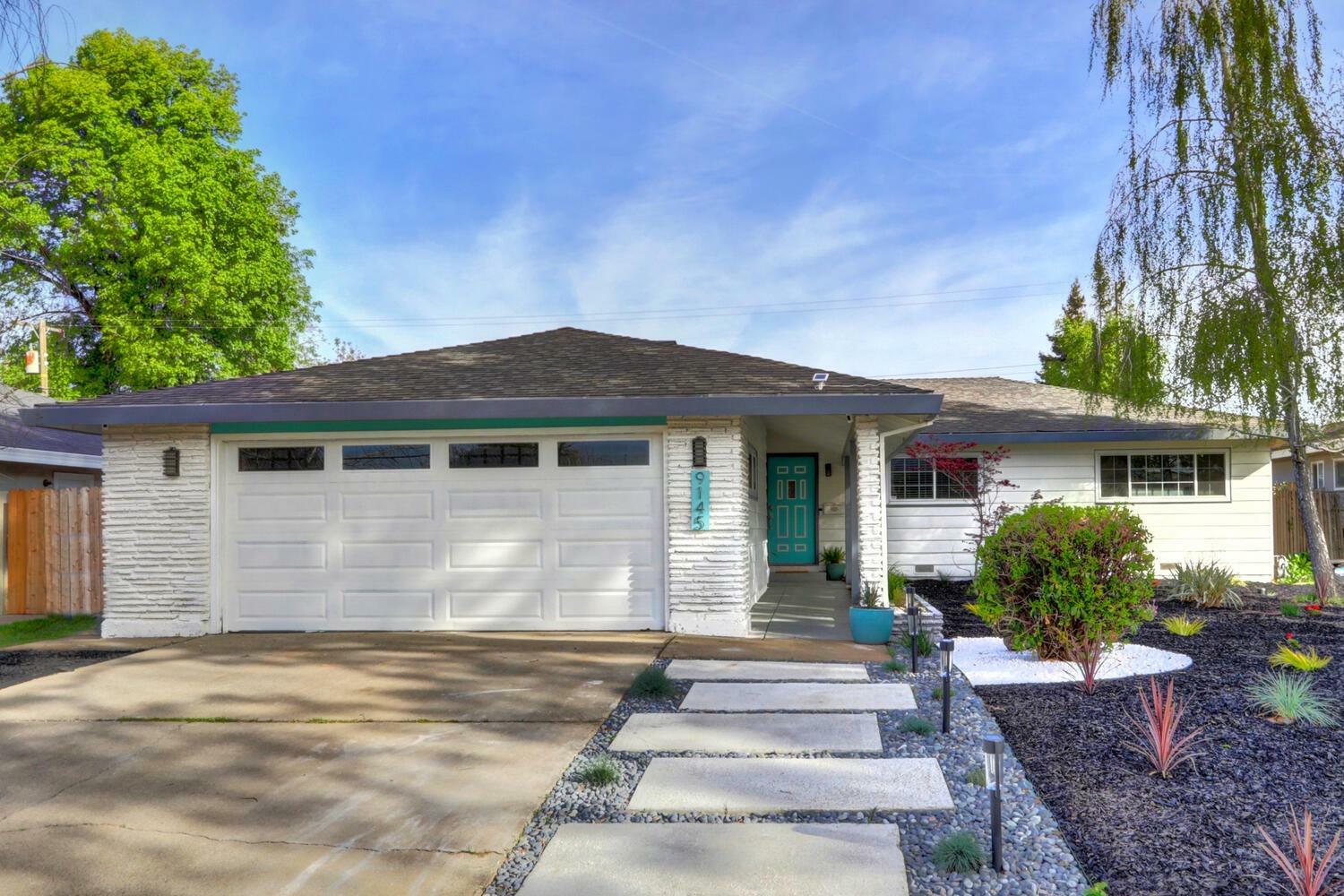 Property Photo:  9145 Dupont Way  CA 95826 