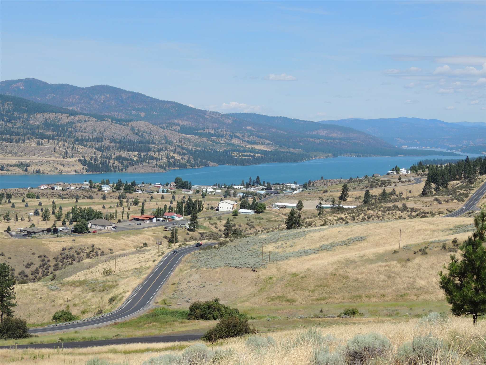 Property Photo: 40940 Hillside Dr N WA 99122
