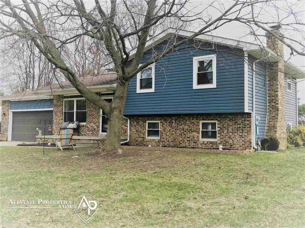 Property Photo:  6163 King Arthur  MI 48473 