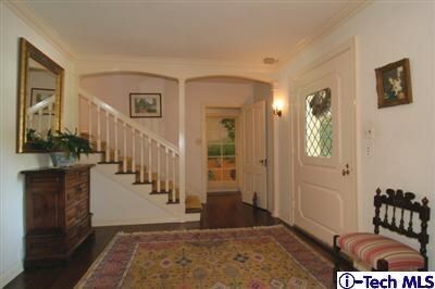 Property Photo: 520 Arroyo Square CA 91030