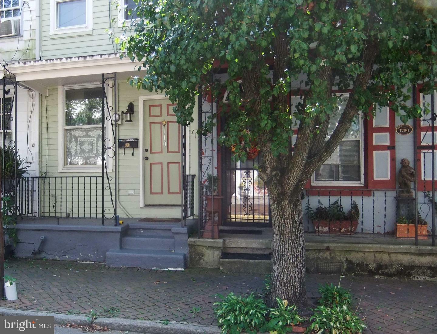 Property Photo:  110 E Union Street  NJ 08016 