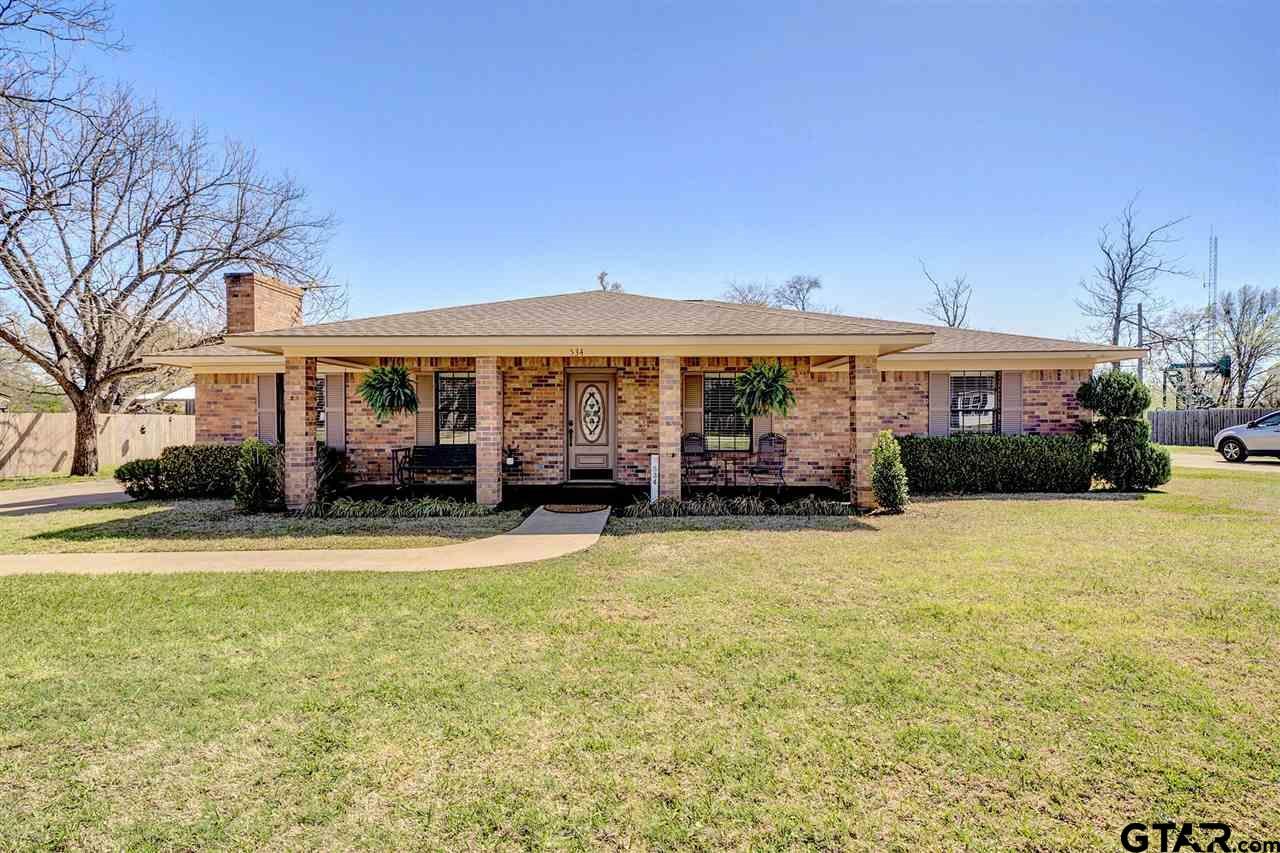 Property Photo:  534 E Pennsylvania  TX 75790 