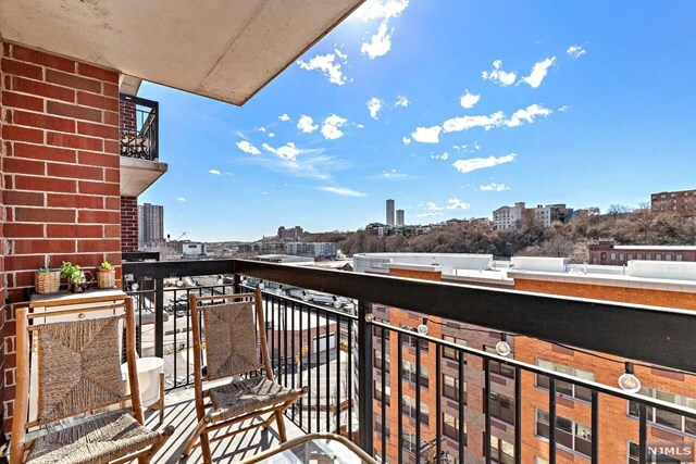 Property Photo: 700 1st Street 9T NJ 07030