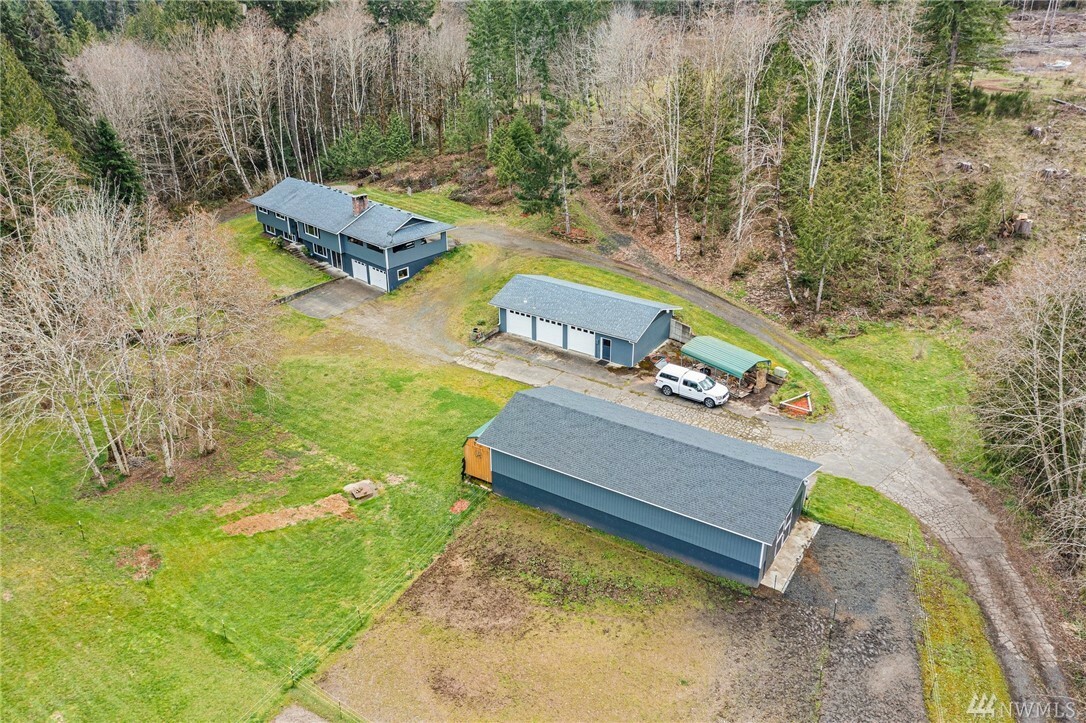 Property Photo:  3350 SE Arcadia Rd  WA 98584 