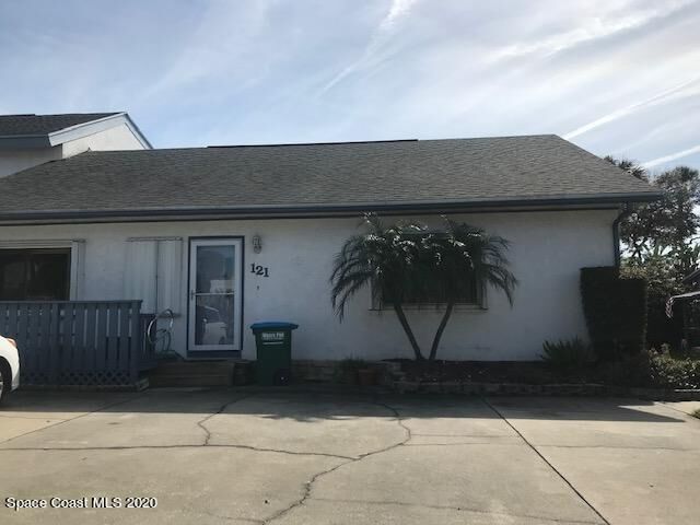 Property Photo: 121 Riverside Drive FL 32920