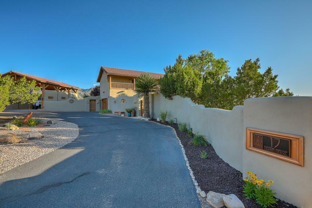 Property Photo:  17 Tierra Madre Road  NM 87043 