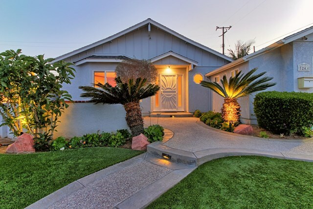 Property Photo:  1243 Clay Avenue  CA 93004 