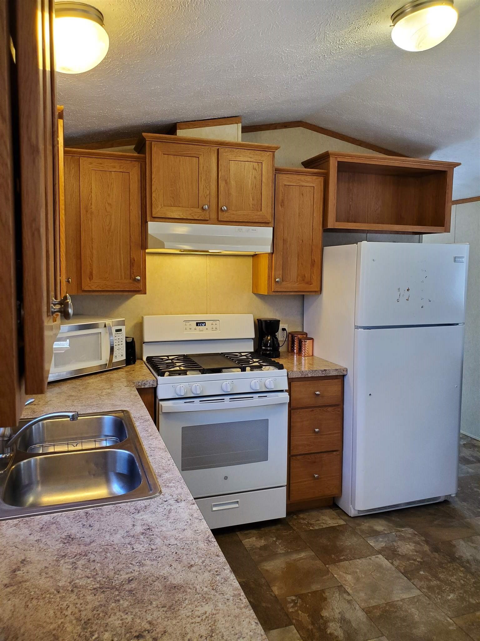 Property Photo: 49 Fullam Circle NH 03275