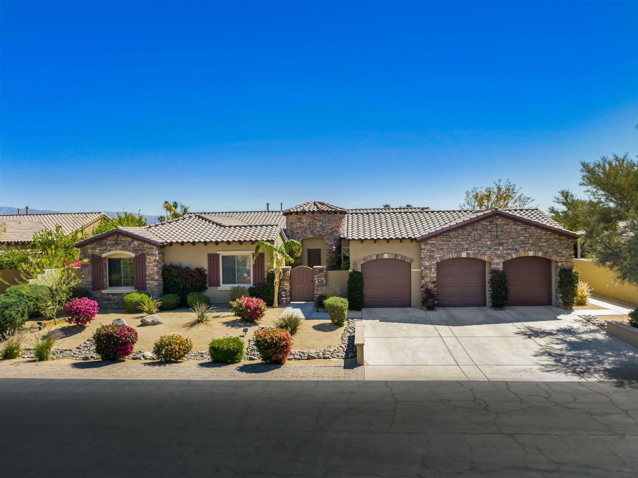 Property Photo: 48640 Cascade Street CA 92201