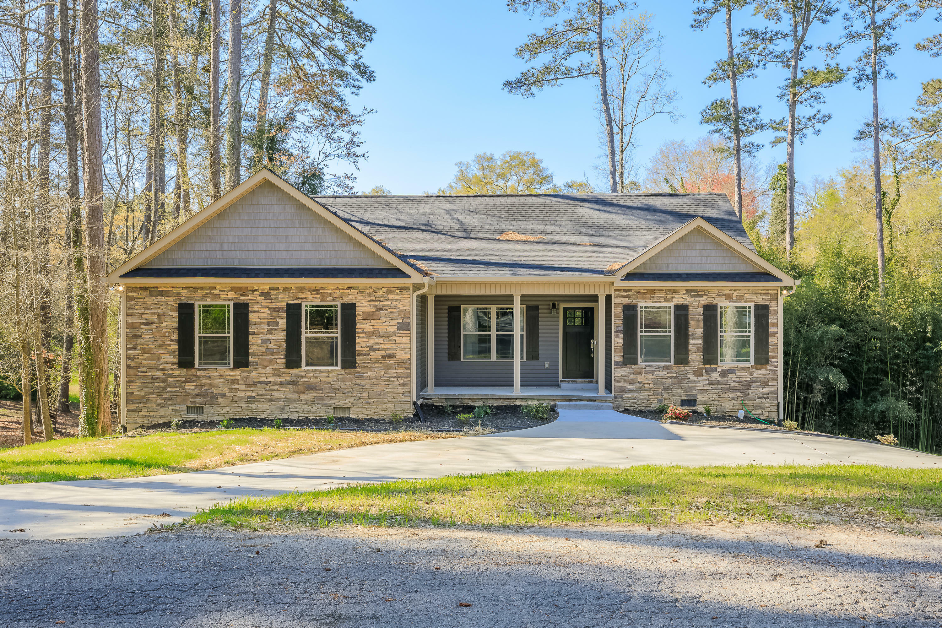 Property Photo: 206 Whippoorwill Lane GA 30728