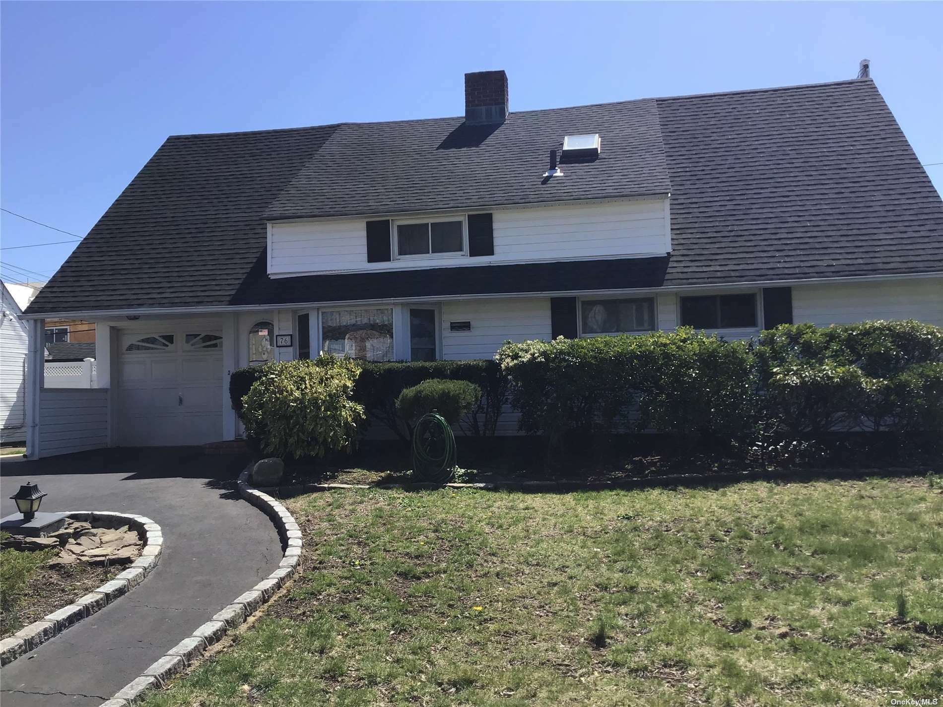 Property Photo:  76 Woodcock Lane  NY 11756 