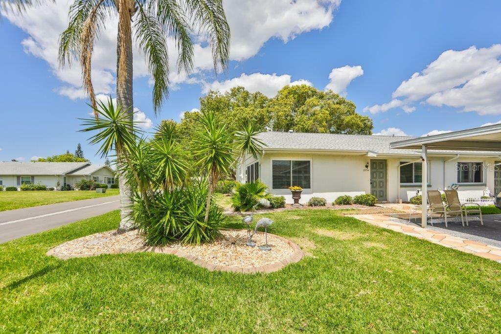 Property Photo:  2234 Greenhaven Drive 387  FL 33573 