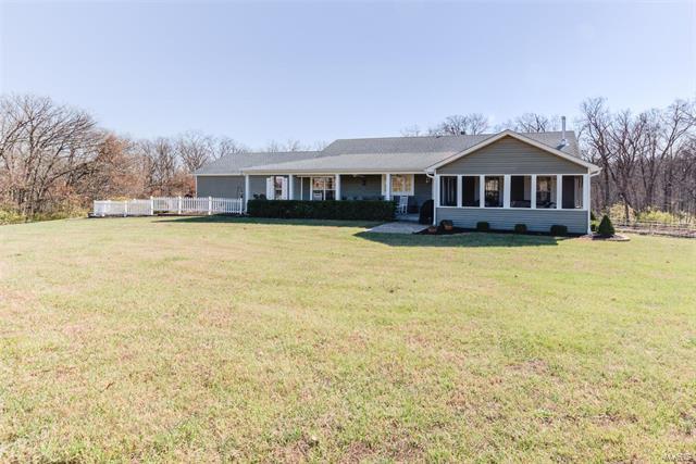 Property Photo: 99 North Chantilly Road 63389