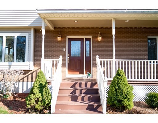 Property Photo:  11 Blue Fox Road  NH 03079 