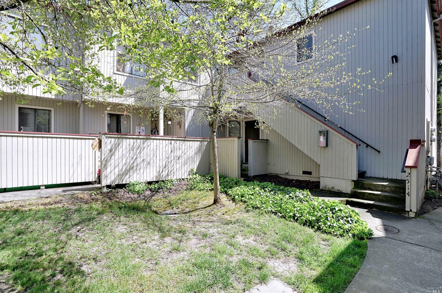 Property Photo: 2512 Westberry Drive CA 95403