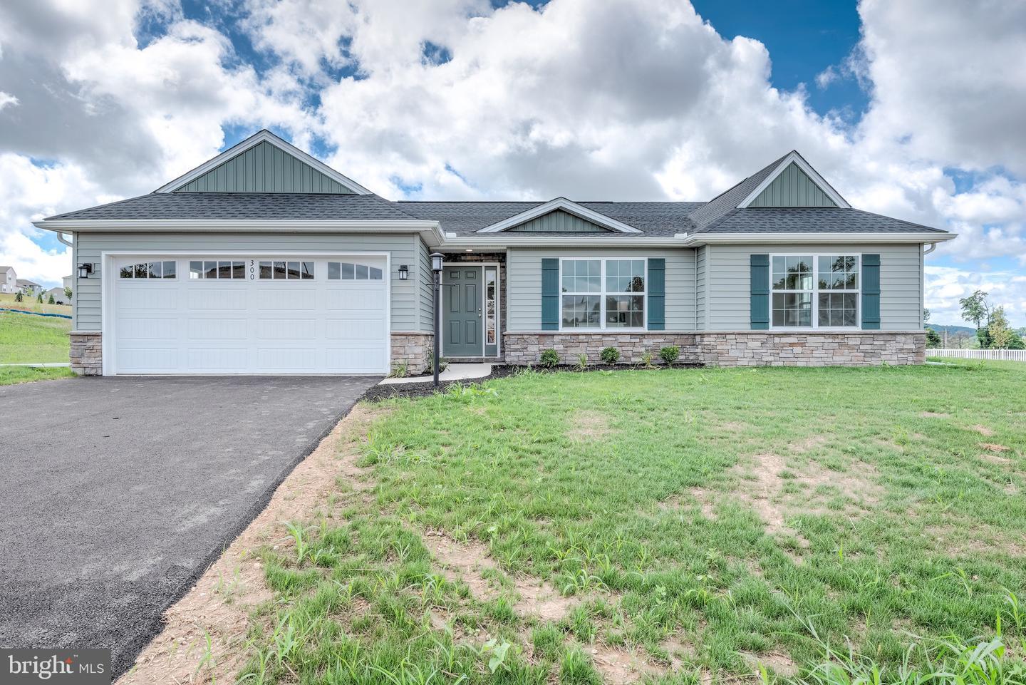 Property Photo: 114 Eagle Road PA 17019
