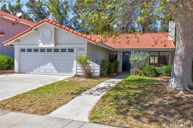 Property Photo:  27733 Wakefield Road  CA 91384 