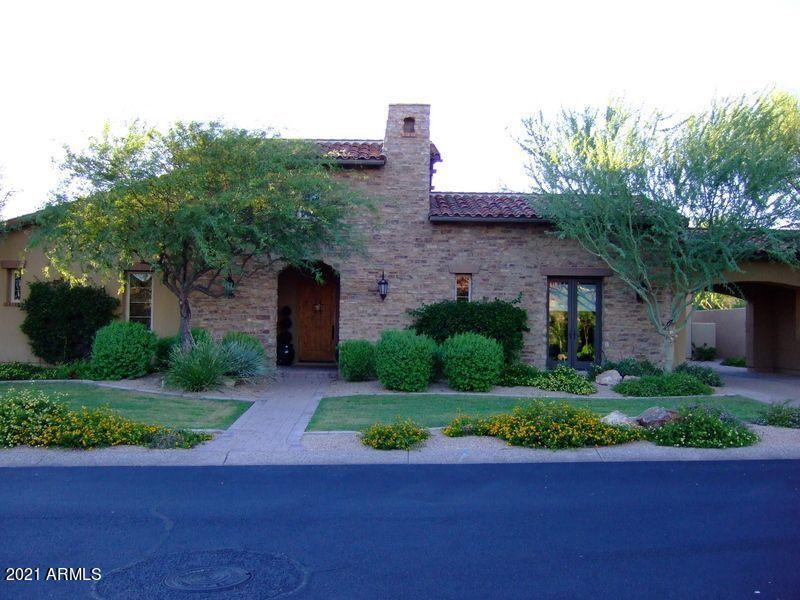 Property Photo: 8334 E Tailfeather Drive AZ 85255