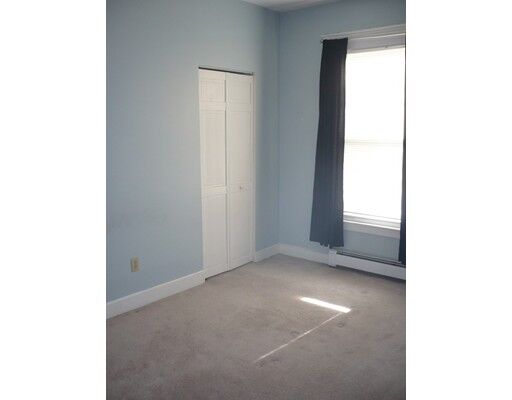 Property Photo: 178 Lincoln St 11 MA 01605