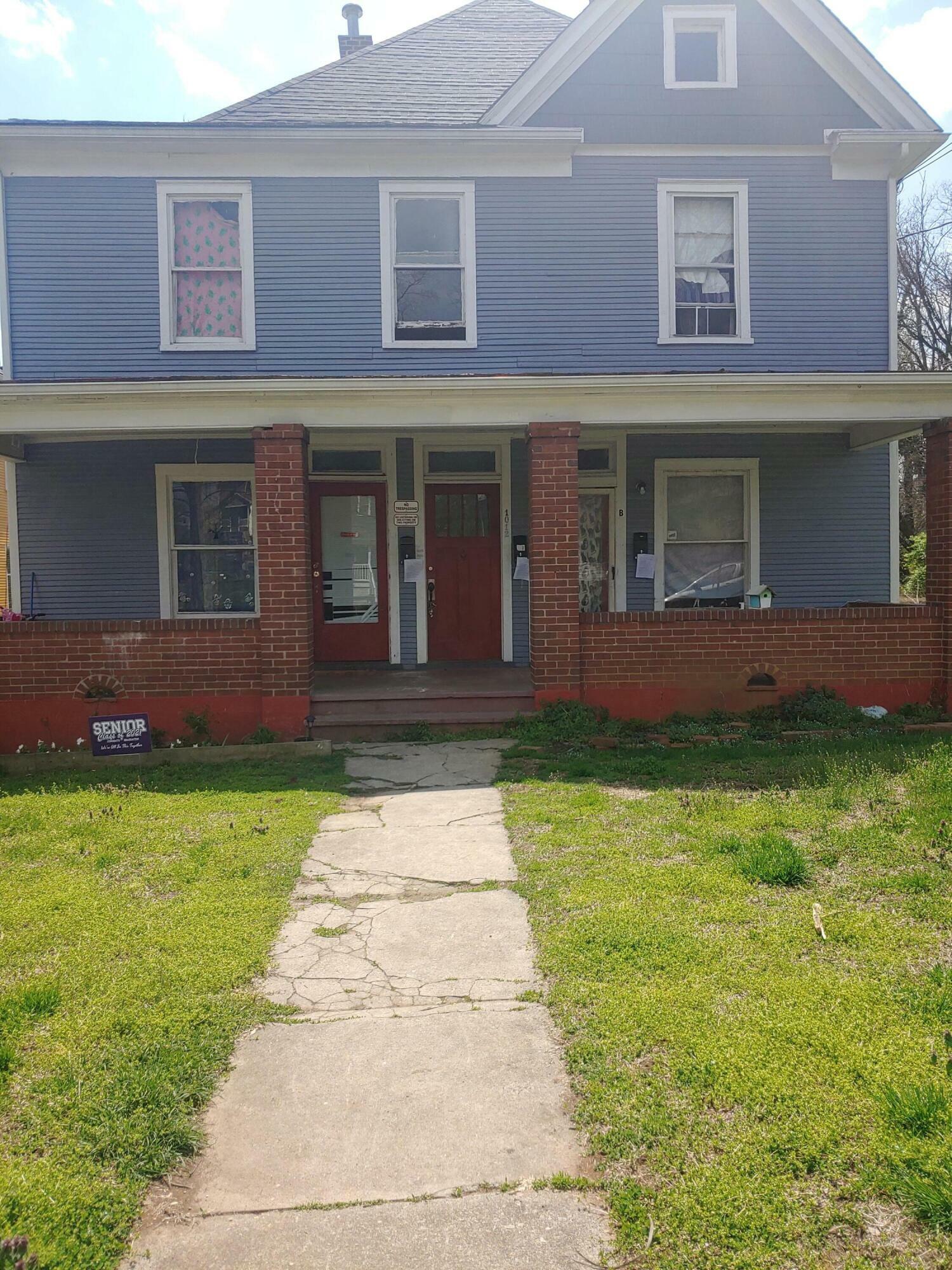 Property Photo:  1012 Campbell Ave SW  VA 24016 